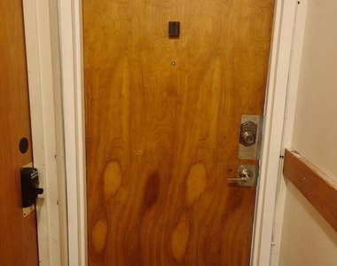 1020 Hamilton Street - Photo Thumbnail 7