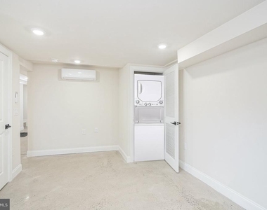 2412 S 24th Street - Photo Thumbnail 24