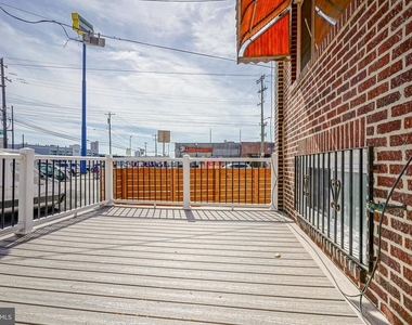 2412 S 24th Street - Photo Thumbnail 3