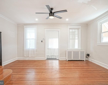 2412 S 24th Street - Photo Thumbnail 8