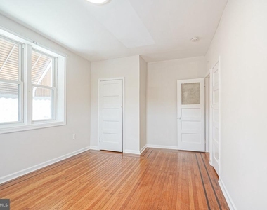 2412 S 24th Street - Photo Thumbnail 22