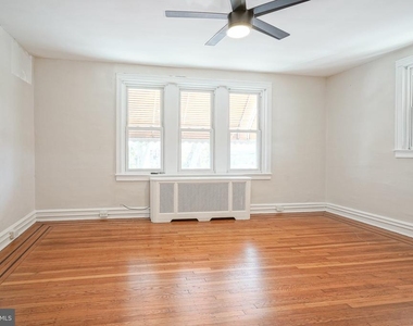 2412 S 24th Street - Photo Thumbnail 31