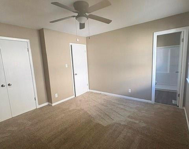 429 Santa Fe Drive - Photo Thumbnail 8