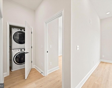 2153 E Lehigh Avenue - Photo Thumbnail 8