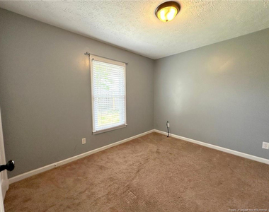 2229 Mossycup Lane - Photo Thumbnail 10