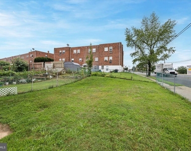 4000 Lyman Drive - Photo Thumbnail 23