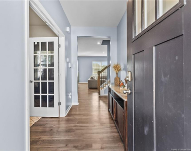 3017 Bayview Drive - Photo Thumbnail 1