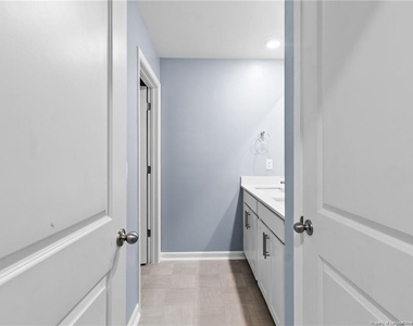 3017 Bayview Drive - Photo Thumbnail 23