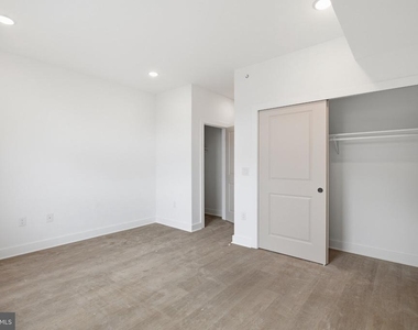 1230 W York Street - Photo Thumbnail 10