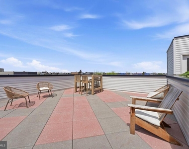 2000 Dreer Street - Photo Thumbnail 14