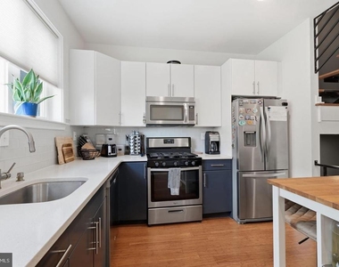 2709 Cambridge Street - Photo Thumbnail 7