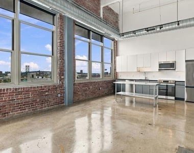 444 N 4th Street - Photo Thumbnail 8