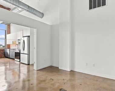 444 N 4th Street - Photo Thumbnail 15