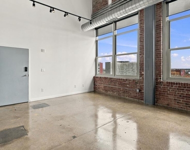 444 N 4th Street - Photo Thumbnail 14