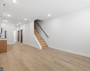 1542 W York Street - Photo Thumbnail 11
