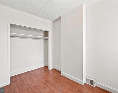 102 E Huntingdon Street - Photo Thumbnail 17