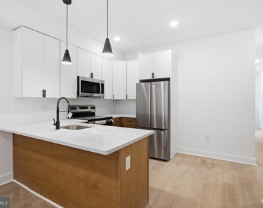 1230 W York Street - Photo Thumbnail 5