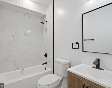 1230 W York Street - Photo Thumbnail 6