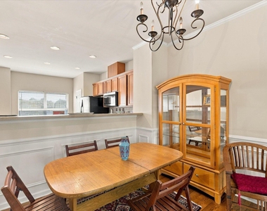 290 Linden Park Lane - Photo Thumbnail 3