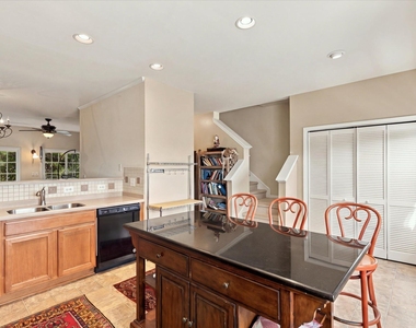 290 Linden Park Lane - Photo Thumbnail 16