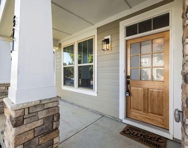 521 Groveview Wynd - Photo Thumbnail 1