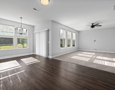521 Groveview Wynd - Photo Thumbnail 4