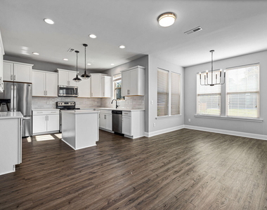 521 Groveview Wynd - Photo Thumbnail 8