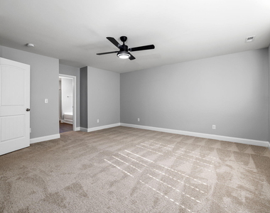 521 Groveview Wynd - Photo Thumbnail 20