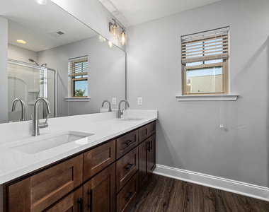 521 Groveview Wynd - Photo Thumbnail 21