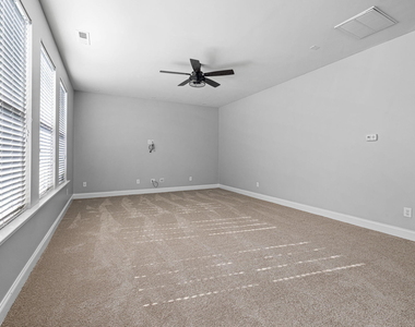 521 Groveview Wynd - Photo Thumbnail 12