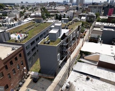 1325 N Lee Street - Photo Thumbnail 32