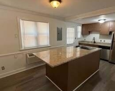 1031 Saint Marys Street - Photo Thumbnail 4