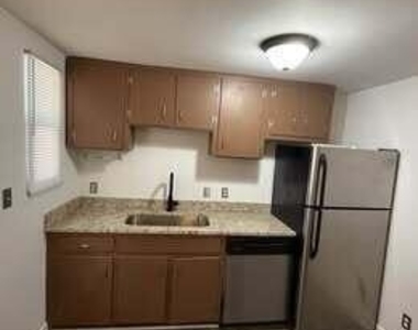 1031 Saint Marys Street - Photo Thumbnail 2
