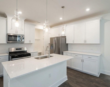 435 Clark Creek Lane - Photo Thumbnail 1
