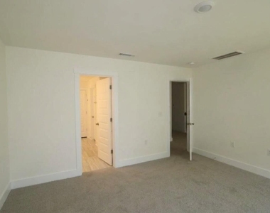 435 Clark Creek Lane - Photo Thumbnail 5