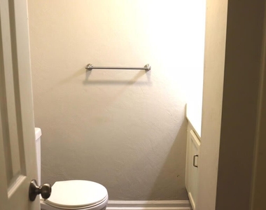 507 Dowd Street - Photo Thumbnail 5