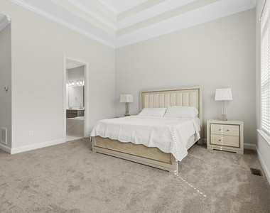 912 Village View Lane - Photo Thumbnail 20
