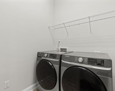 912 Village View Lane - Photo Thumbnail 8
