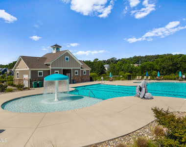 912 Village View Lane - Photo Thumbnail 49
