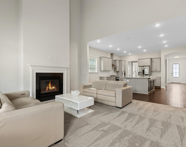 912 Village View Lane - Photo Thumbnail 17