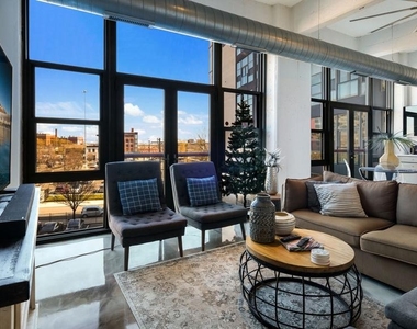 444 N 4th Street - Photo Thumbnail 1