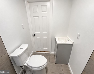 2022 W Ontario Street - Photo Thumbnail 2