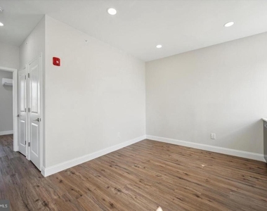 1921 N 2nd Street - Photo Thumbnail 1
