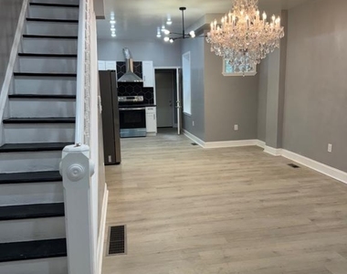 3346 N Smedley Street - Photo Thumbnail 2