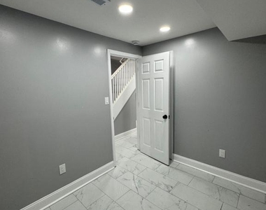 3346 N Smedley Street - Photo Thumbnail 27