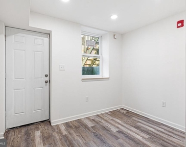 1219 W Butler Street - Photo Thumbnail 9