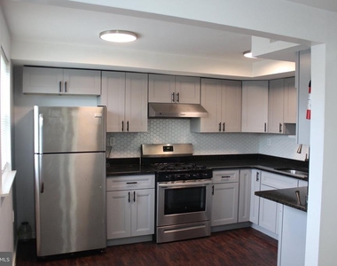 515 Foster Street - Photo Thumbnail 4