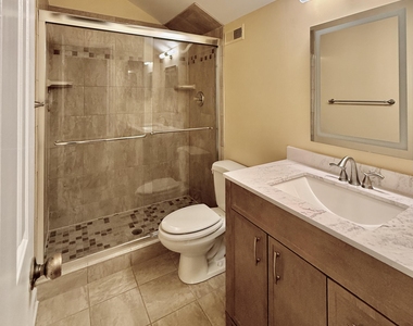 106 Montrose Drive - Photo Thumbnail 54