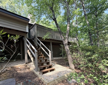 106 Montrose Drive - Photo Thumbnail 64