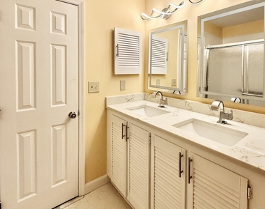 106 Montrose Drive - Photo Thumbnail 46
